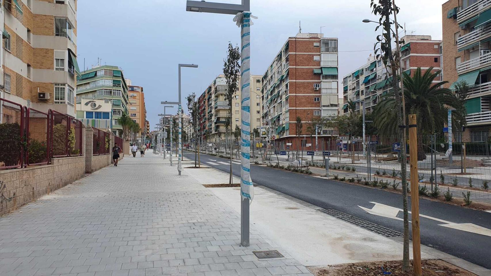 Alicante abre parcialmente al tráfico rodado de la avenida Padre Esplá.