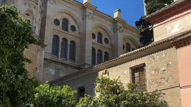 Colas para la Virgen de la Victoria en Málaga
