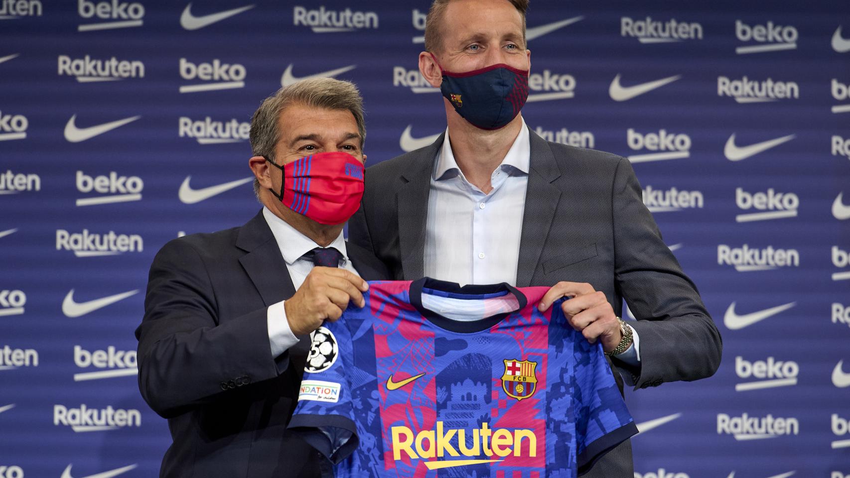 Joan Laporta y Luuk De Jong, el día de su presentación