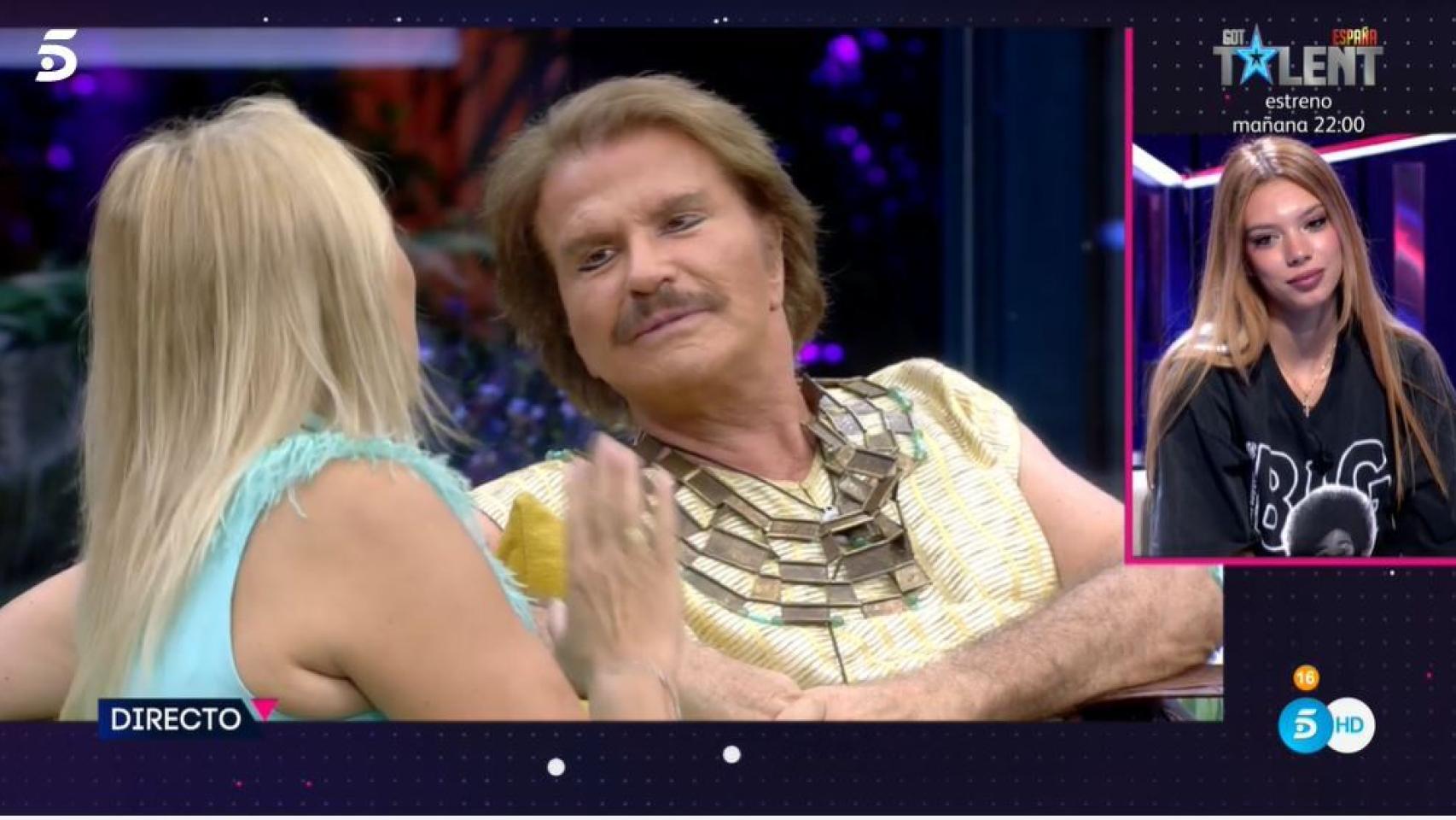 Edmundo Arrocet junto a Lucía Pariente y Alejandra Rubio en el estreno de 'Secret Story'.