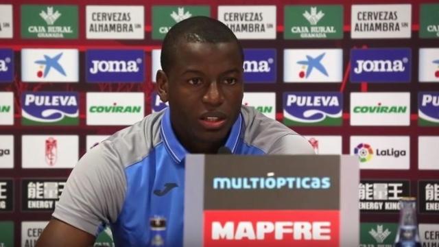 Adrián Ramos, durante su etapa en Granada