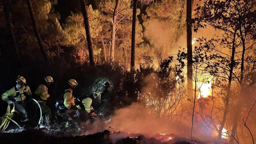 Así se ve el incendio de Jubrique, Genalguacil y Estepona