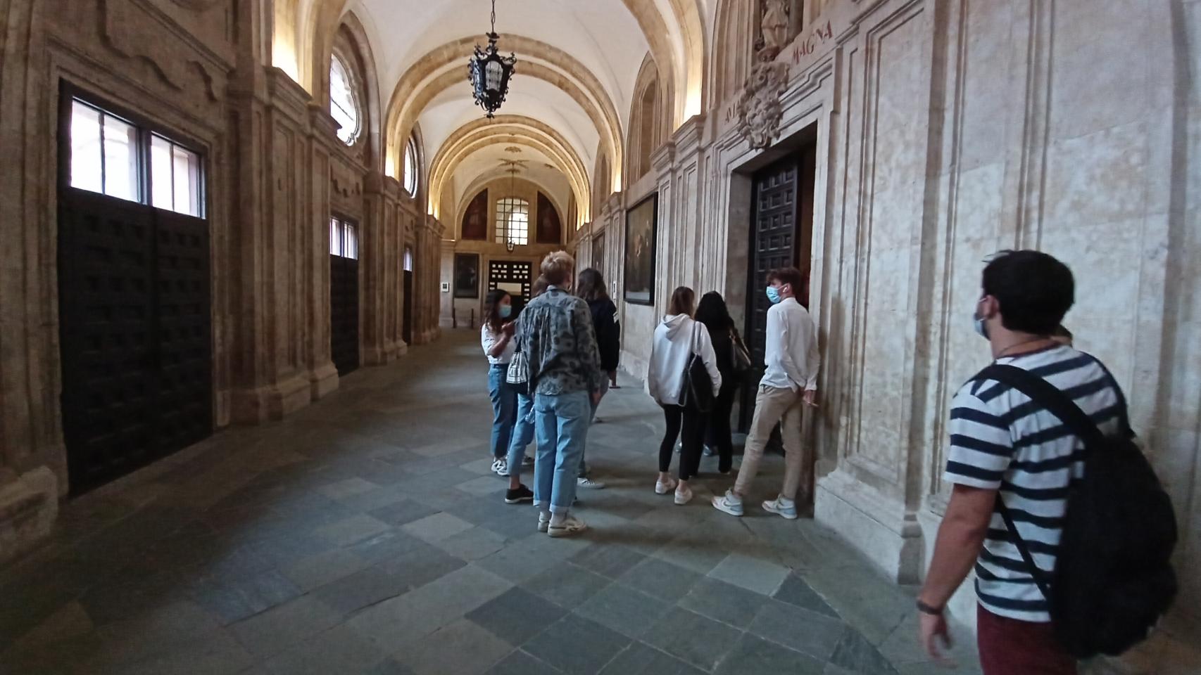 Pontificia alumnos