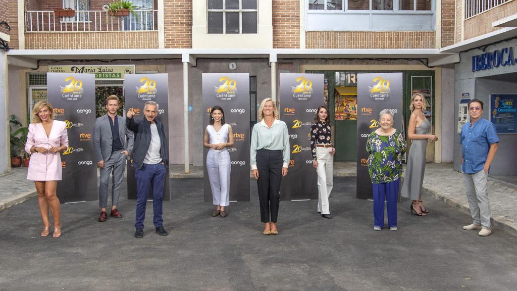Parte del reparto ha celebrado este lunes los 20 años de la serie.