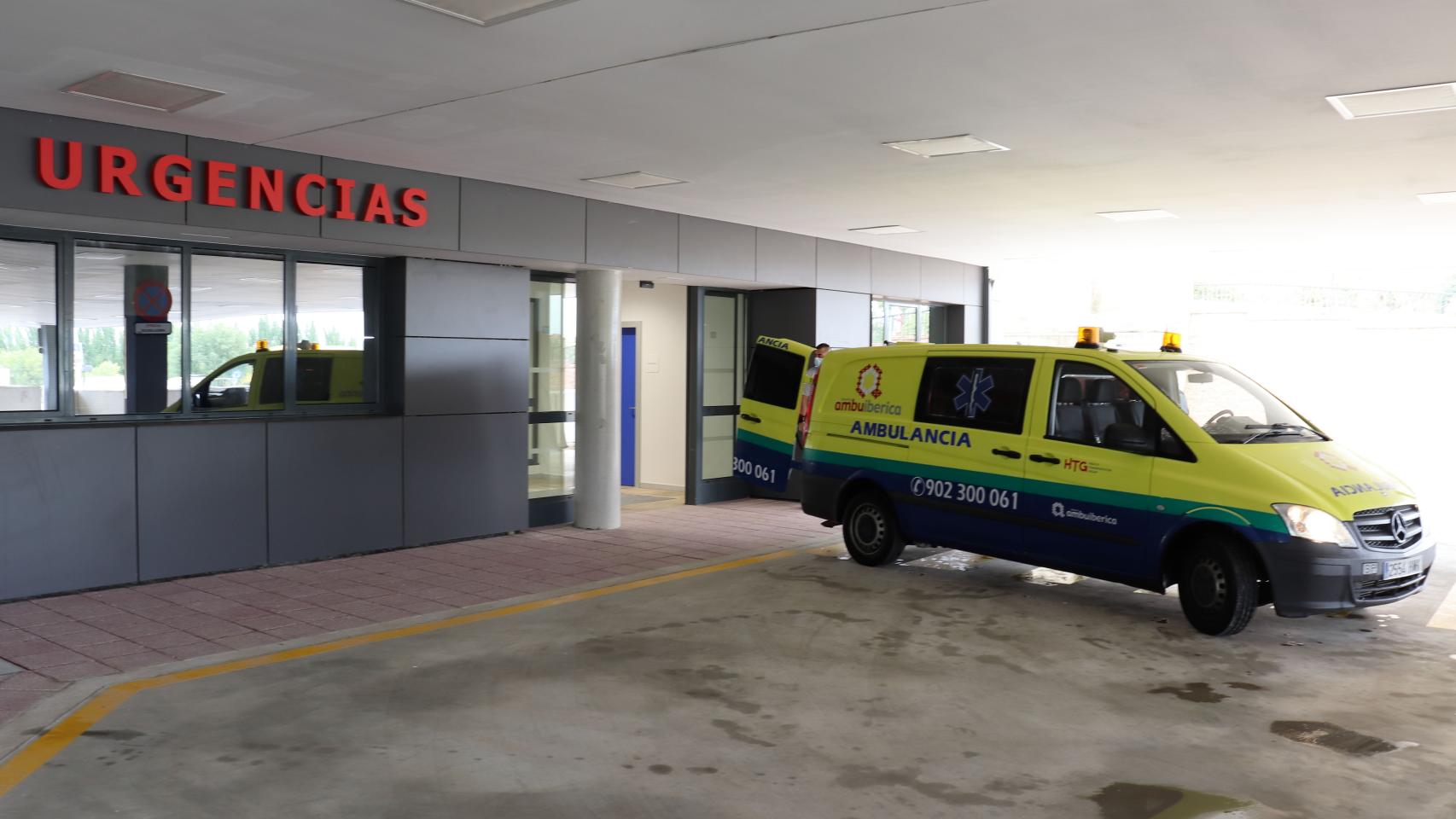 Hospital salamanca Llegada de ambulancias con pacientes