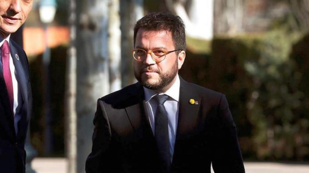 El presidente del Gobierno, Pedro Sánchez, y el presidente de la Generalitat, Pere Aragonès.