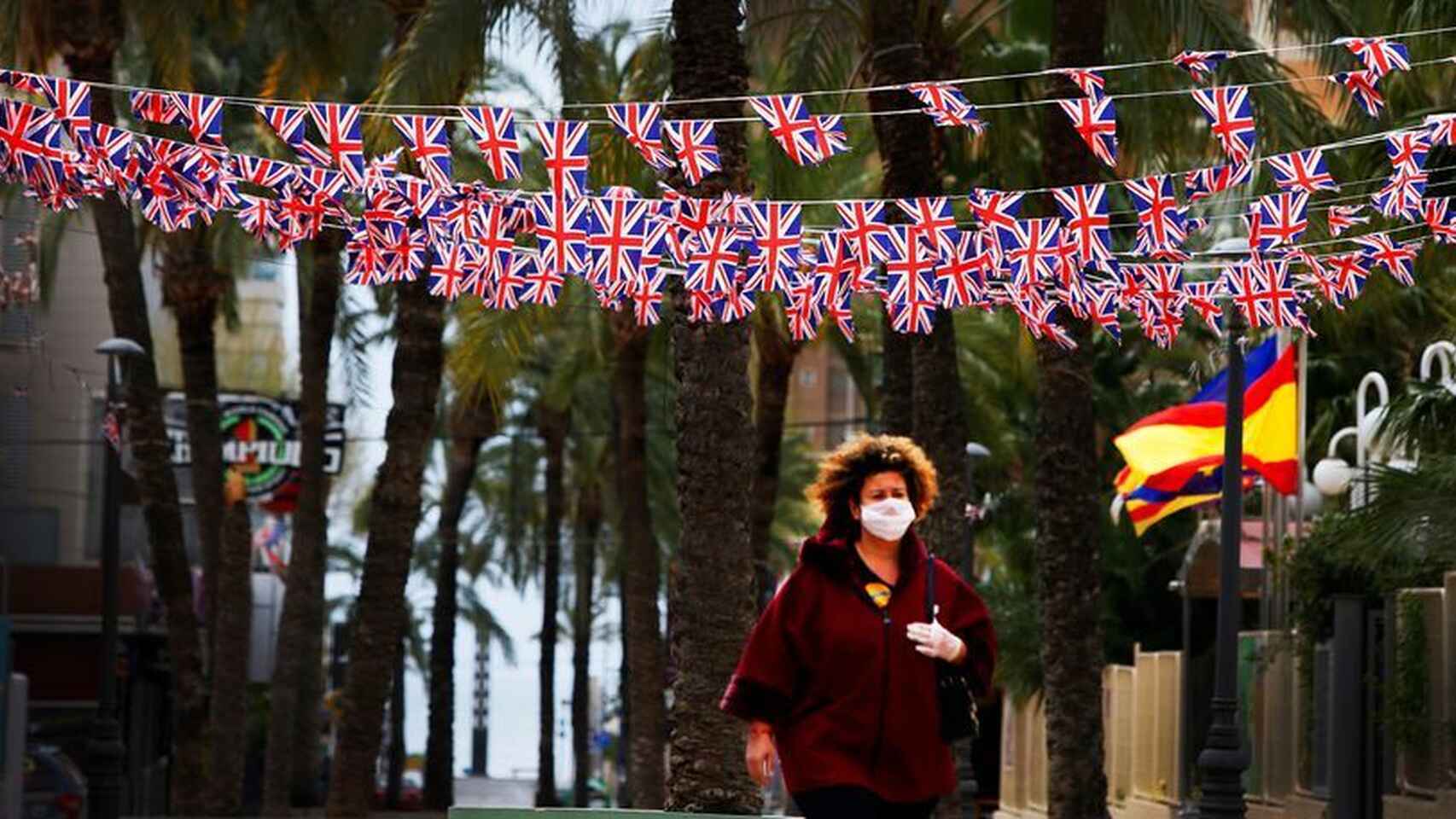 Benidorm recupera a los británicos: su cuota de mercado se triplica a la espera del fin de las restricciones.