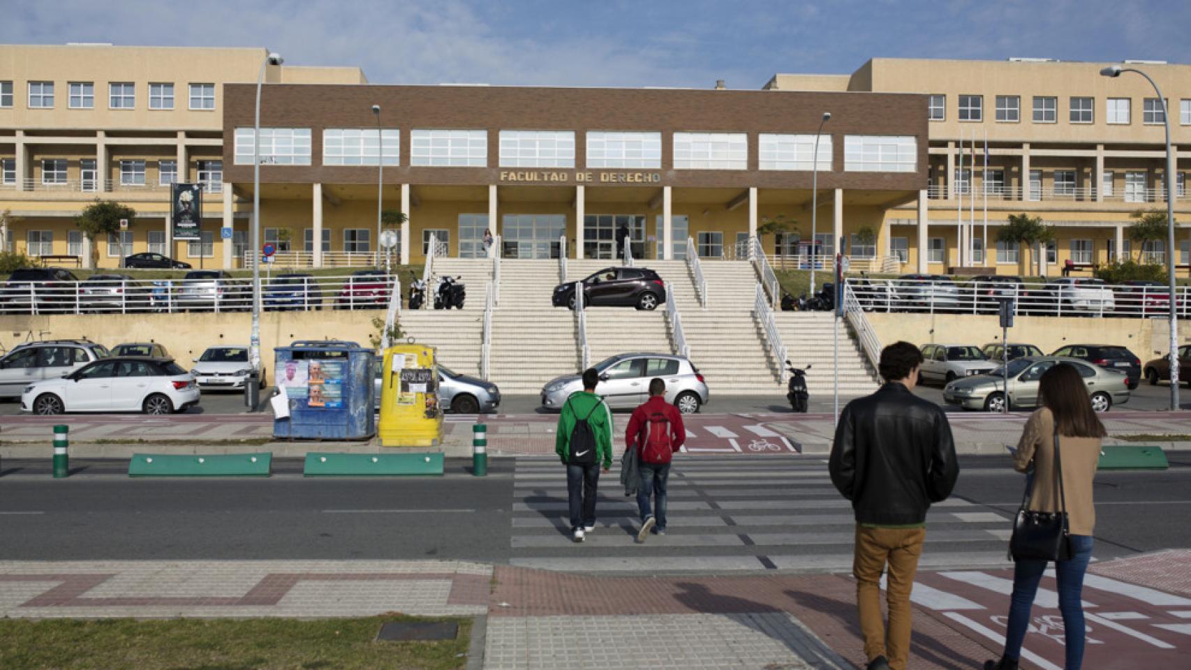 Una unidad móvil vacunará sin cita la próxima semana en el aparcamiento de la UMA