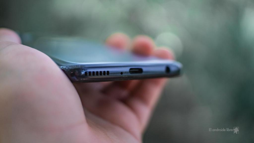 El micrófono del móvil puede recoger ultrasonidos del entorno que se comunican con las apps