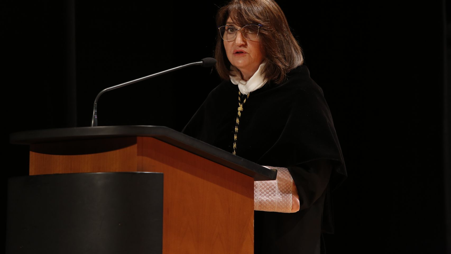 La rectora, Amparo Navarro, en la apertura del Curso en la UA.