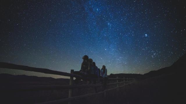 El cielo de La Mata en Torrevieja recibirá a Júpiter y Saturno con banda sonora propia este viernes