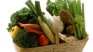 Lo que nunca debe faltar en una cesta de verduras equilibrada.