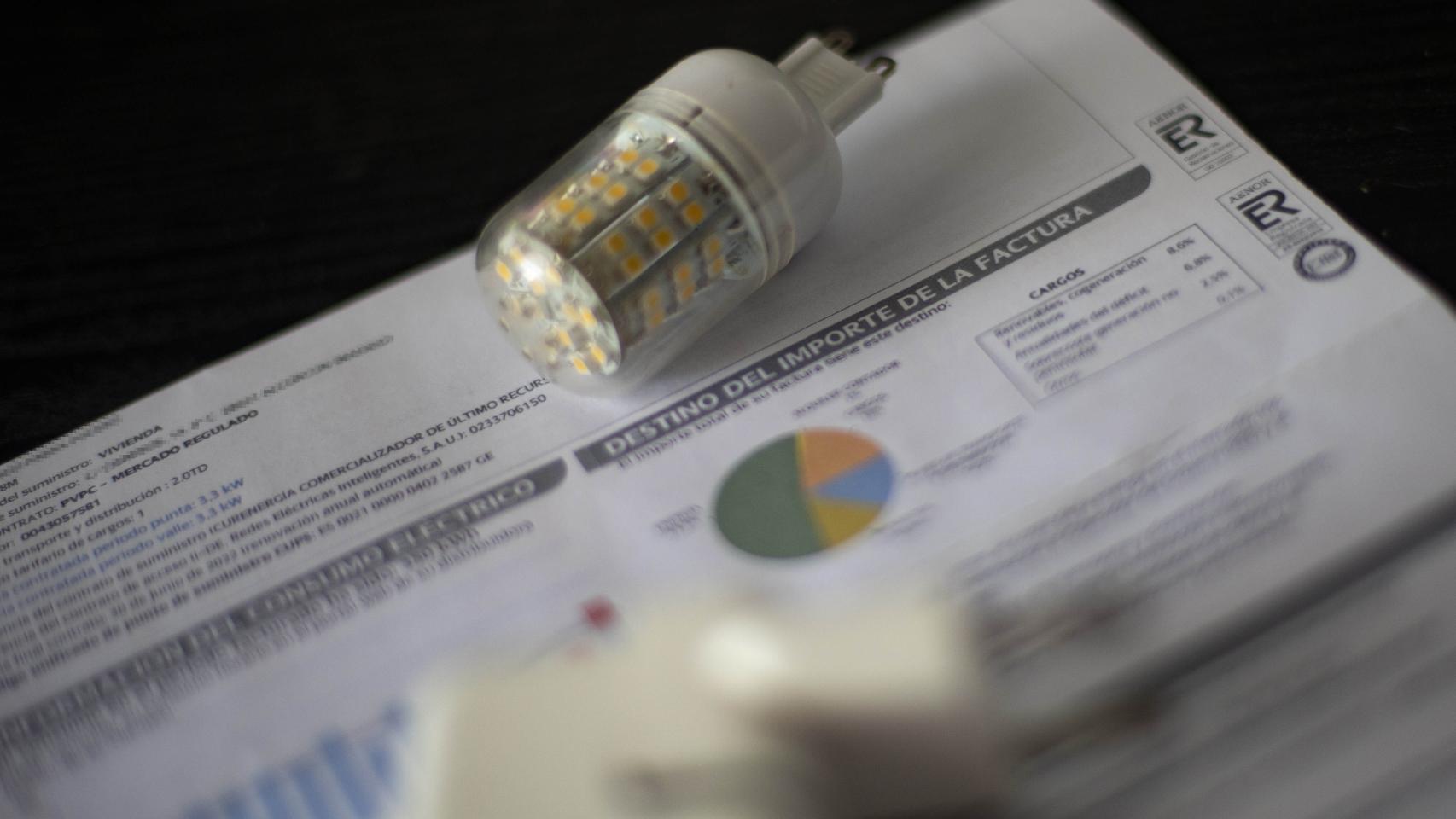 Factura de la luz.
