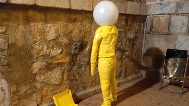 ¿Qué hacen estas curiosas figuras que han aparecido en Consuegra?