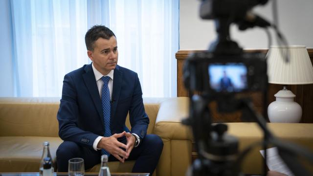 Héctor Gómez, portavoz del Grupo Parlamentario Socialista, durante una entrevista con EL ESPAÑOL.