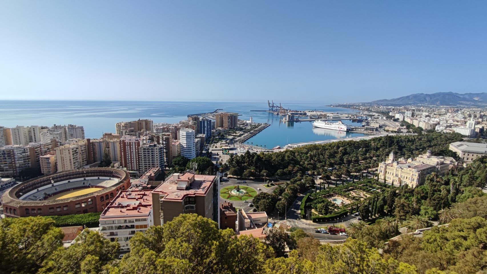La Bahía de Málaga, desde Gibralfaro.