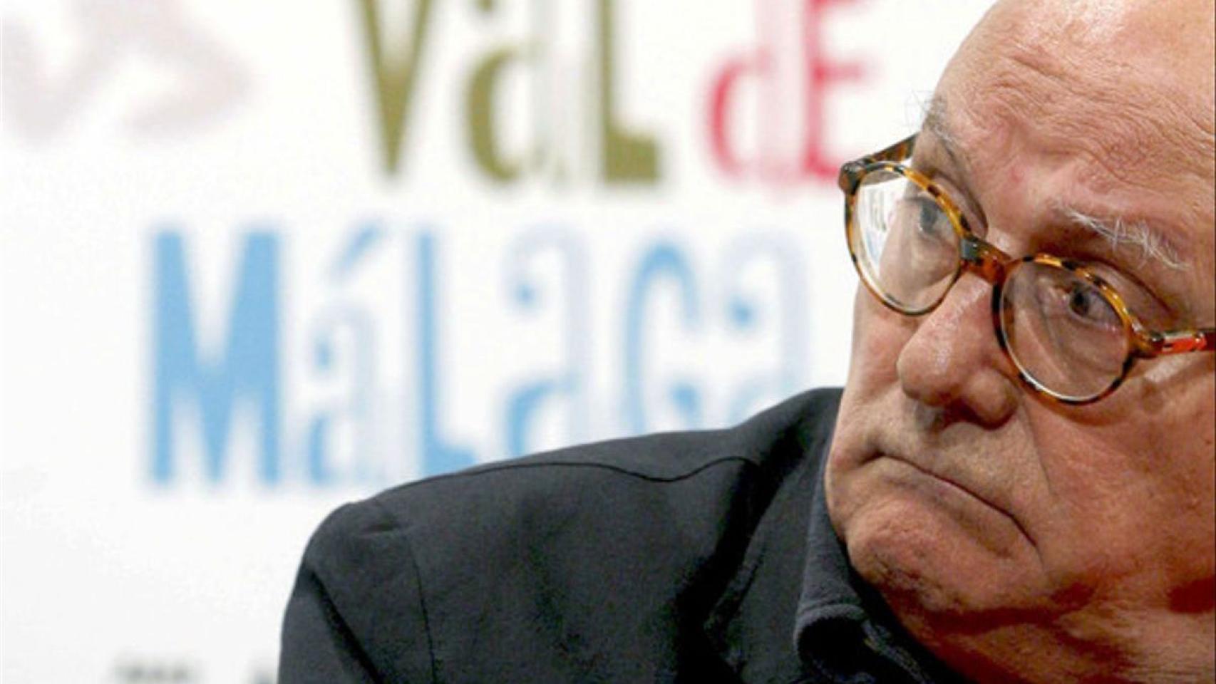Muere el director de cine Mario Camus.