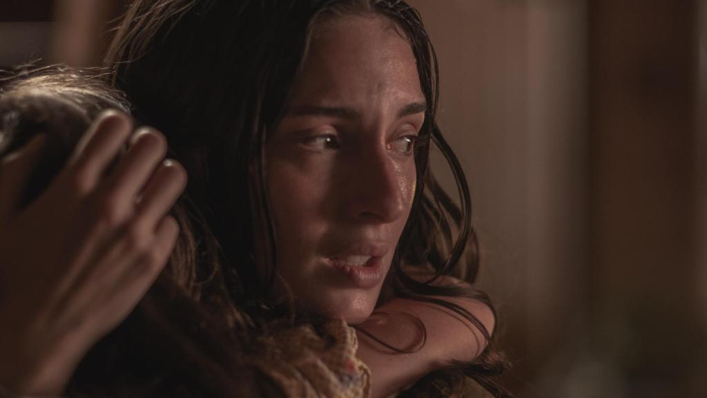 María Valverde protagoniza la película de Netflix 'Distancia de rescate'.