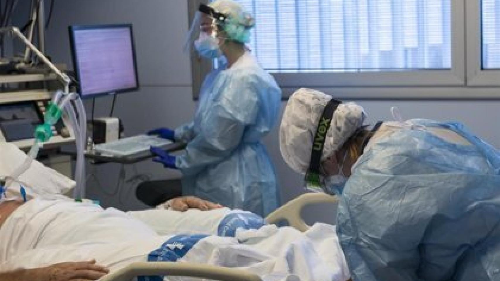 Un paciente Covid en un hospital. EP