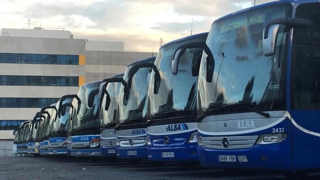 Madres y padres de la Marina Alta piden un autobús hasta Gandía para que sus hijos puedan estudiar