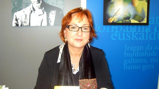 Miren Agur Meabe durante una presentación.