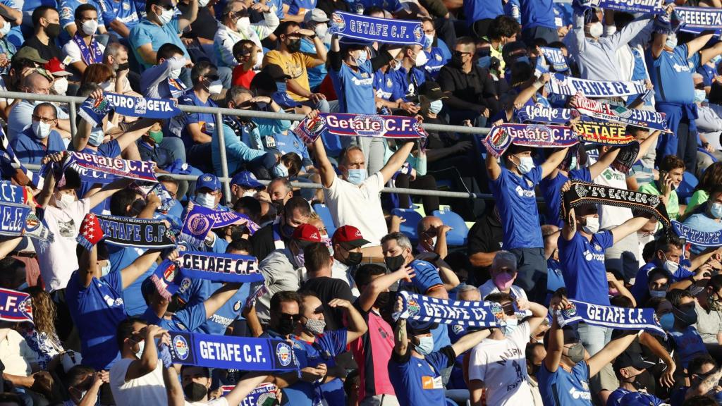 Aficionados del Getafe en el Coliseum Alfonso Pérez