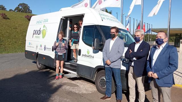 A los pies del peregrino: Una unidad móvil podológica en el Camino de Santiago