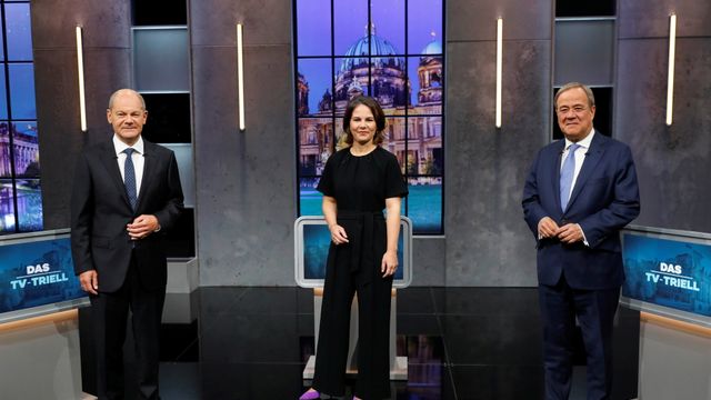 Los candidatos Olaf Scholz (SPD), Annalena Baerbokc (Verdes) y Armin Laschet (CDU), durante el último debate electoral