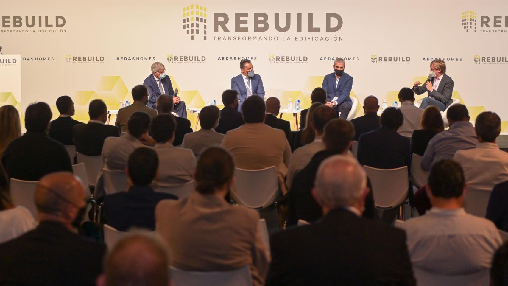 Imagen de una de las conversaciones celebradas en Rebuild durante su edición de 2021.