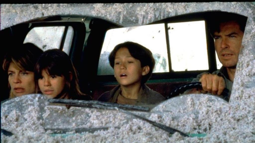 Críticas a Cuatro por programar dos películas sobre volcanes para la tarde del sábado