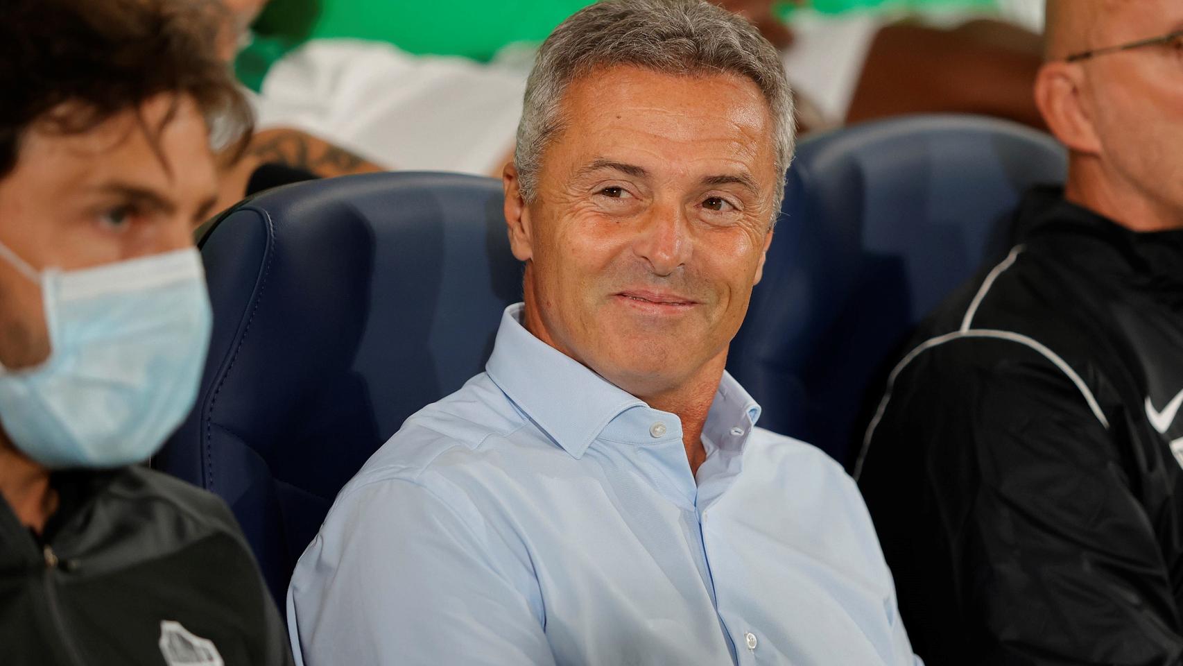 Fran Escribà avanza un planteamiento ofensivo antes del encuentro del Elche con la Real Sociedad.
