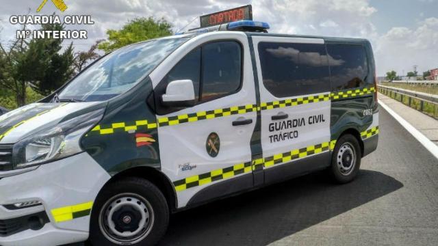Imagen de archivo de una furgoneta de la Guardia Civil de Tráfico