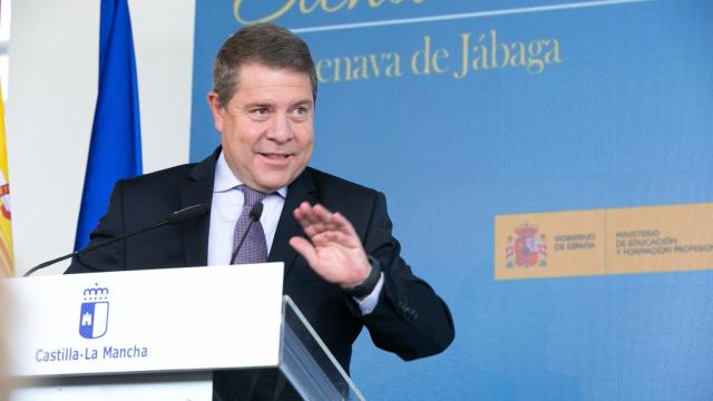 Emiliano García-Page, en una imagen de este lunes en el acto con la ministra de Educación