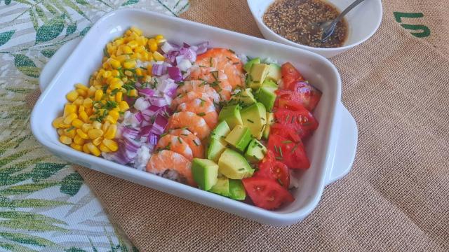 Poke de langostinos, receta e ideas para personalizar este plato hawaiano