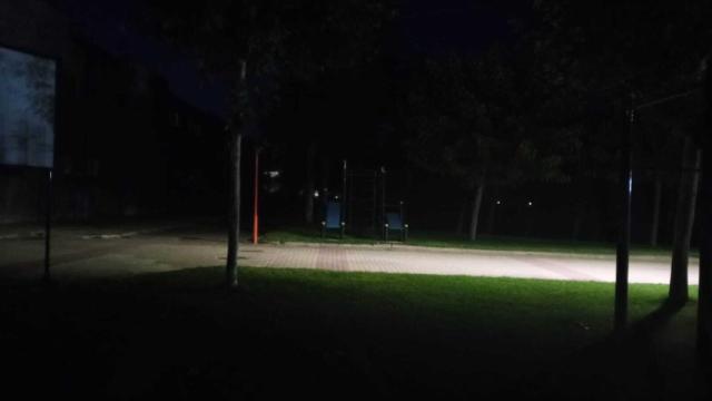Iluminación de los accesos al polideportivo Pablo Cáceres