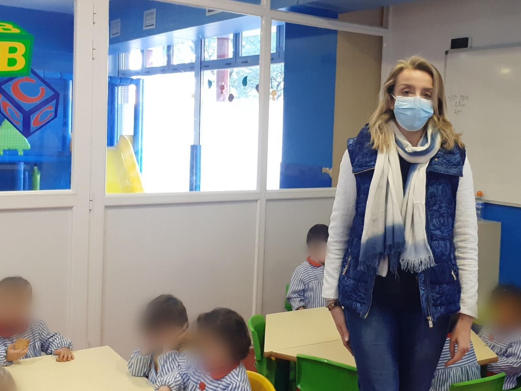 Pilar Granados, portavoz de la Agrupación de Escuelas y Centros Infantiles Privados de Castilla y León, en la guardería donde trabaja en León