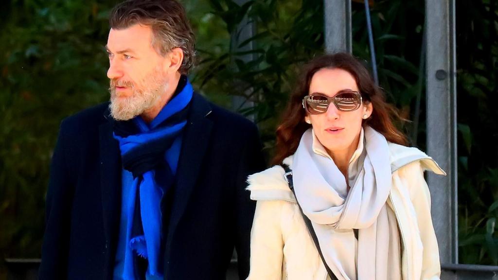 Telma Ortiz y el abogado Robert Gavin Bonnar, en Niza.