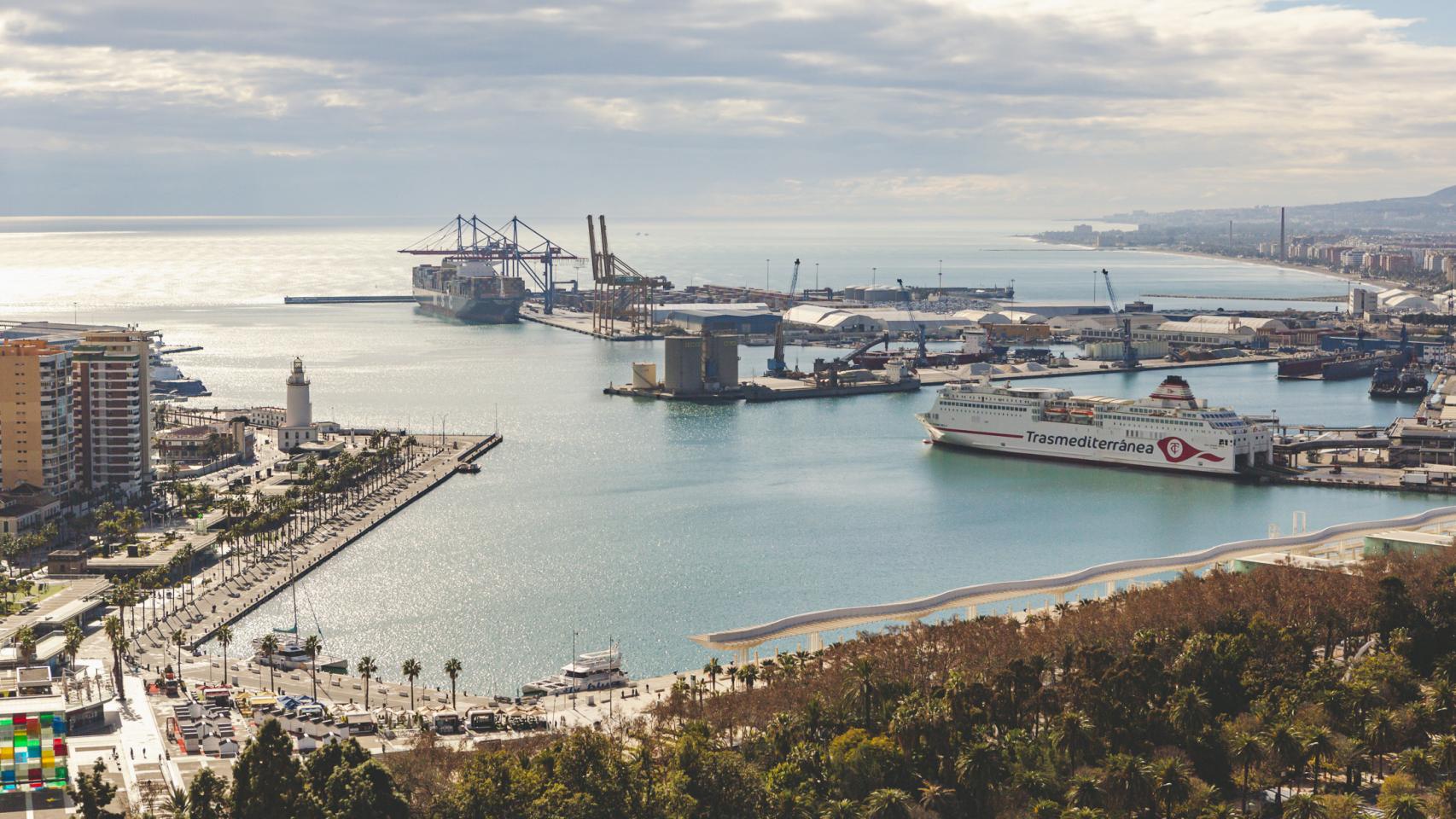 Vista del puerto de Málaga.