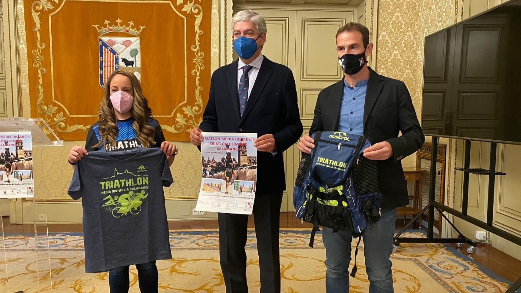Blanca Francisco, Javier García Rubio y Amancio del Castillo presentaron la prueba