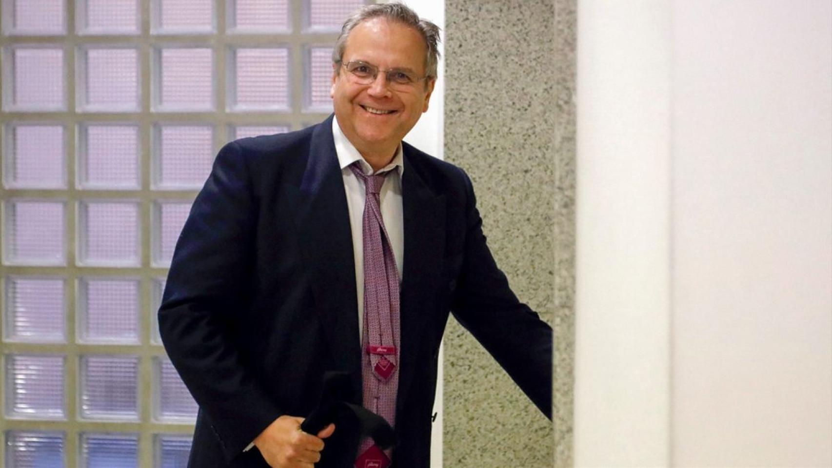 Antonio Miguel Carmona.