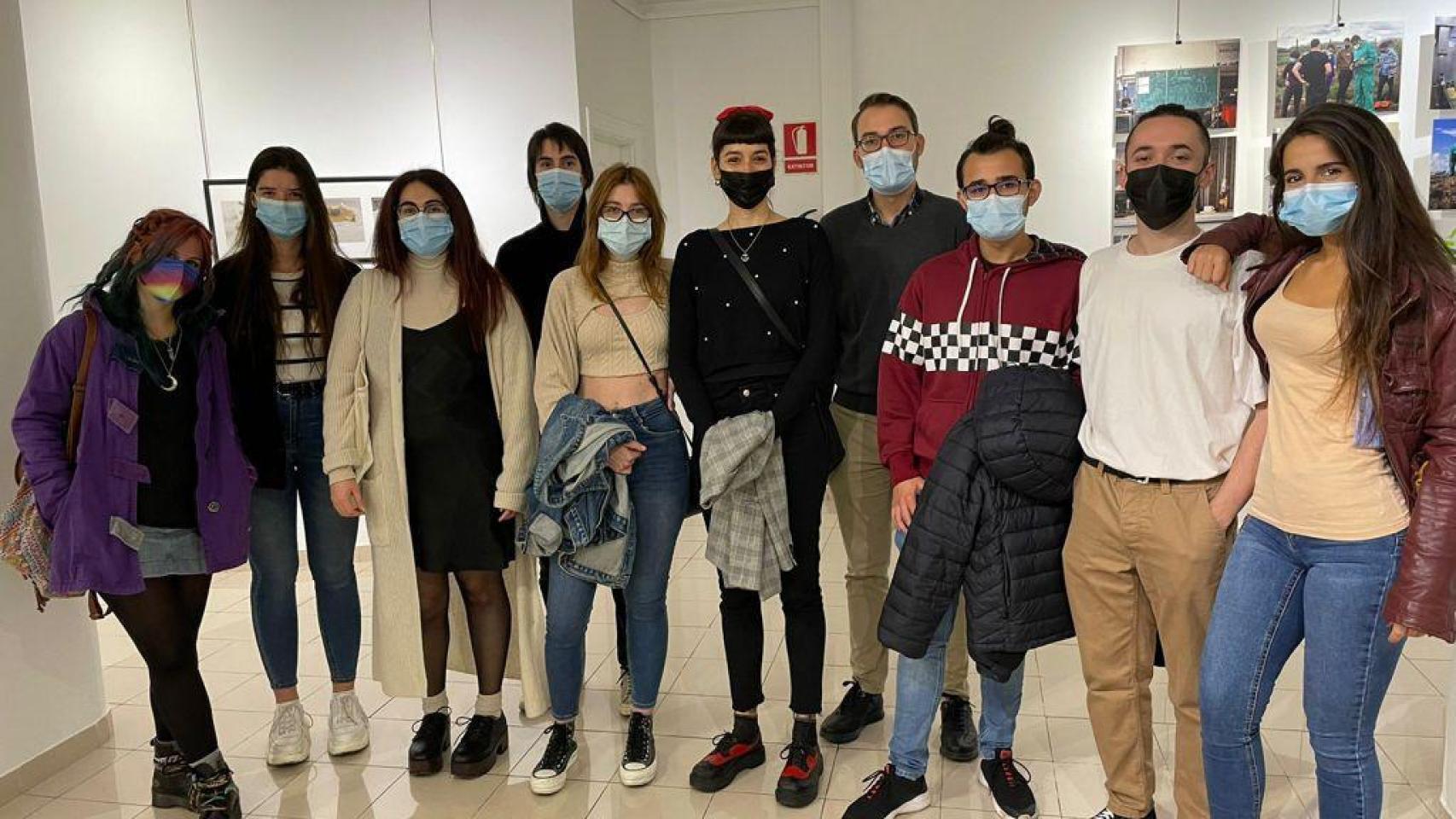 Los jóvenes creadores que exponen sus obras en el Espacio Joven de Salamanca