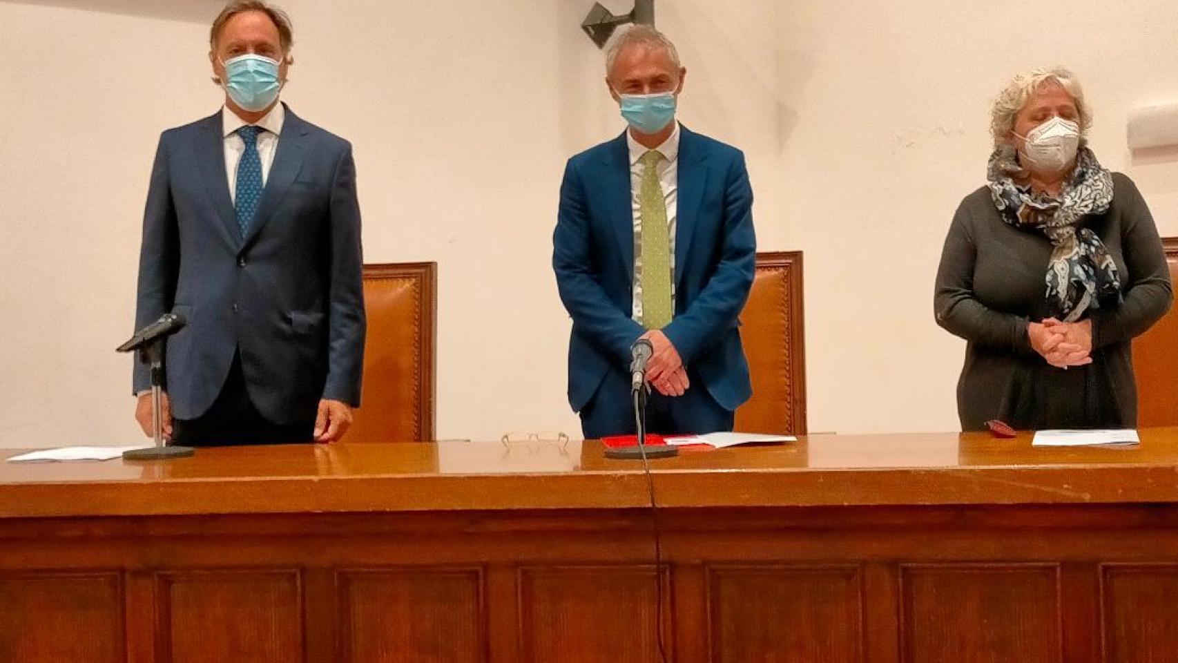 El alcalde, el rector de la USAL y la subdelegada del Gobierno presentaron el encuentro en el Aula Salinas