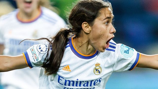 Lorena Navarro celebra su gol ante el Kharkiv