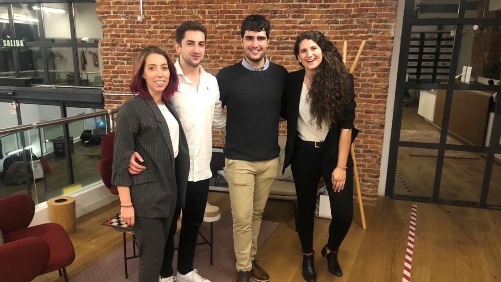 Equipo de Saturno Labs en una imagen de 2021.