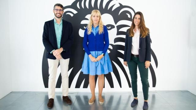 Fernando Rodríguez Ferrer, director de Desarrollo de Negocio de Bizum, y  Laura del Pino Jimenez, responsable de Data & Seguridad en Ingeniería de BBVA España,	Mariona Campmany, Digital Identity & Innovation Lead en Mitek.