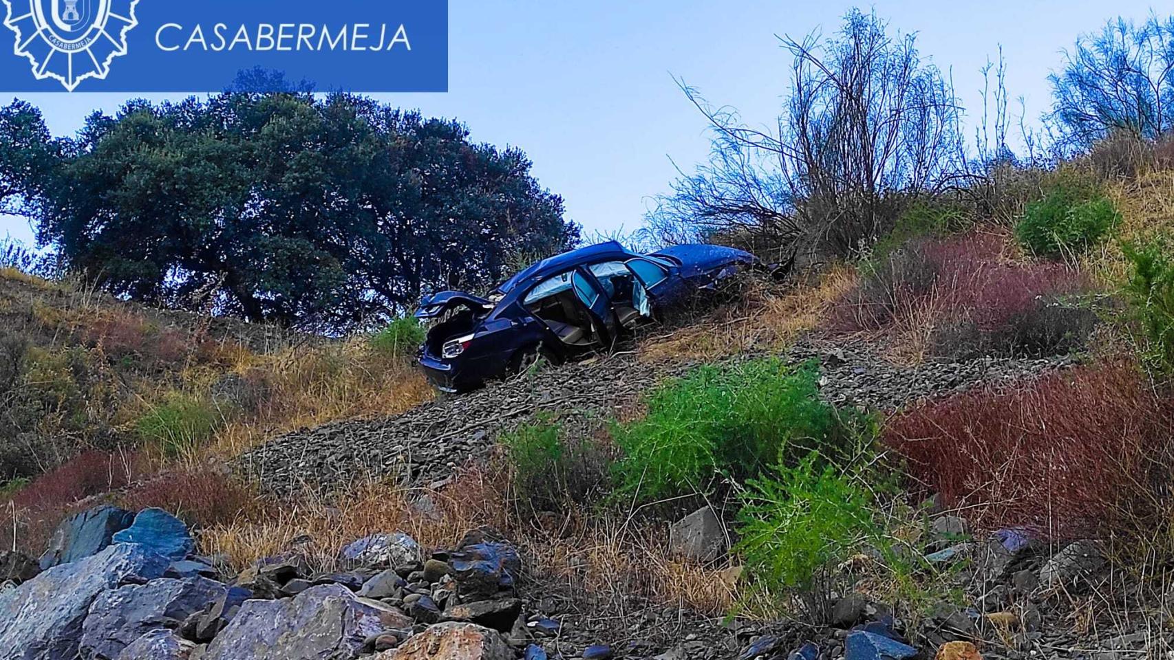 Imágenes del coche siniestrado.