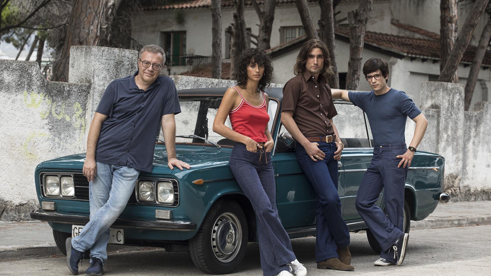 Daniel Monzón, junto a los actores Begoña Vargas, Chechu Salgado y Marcos Ruiz