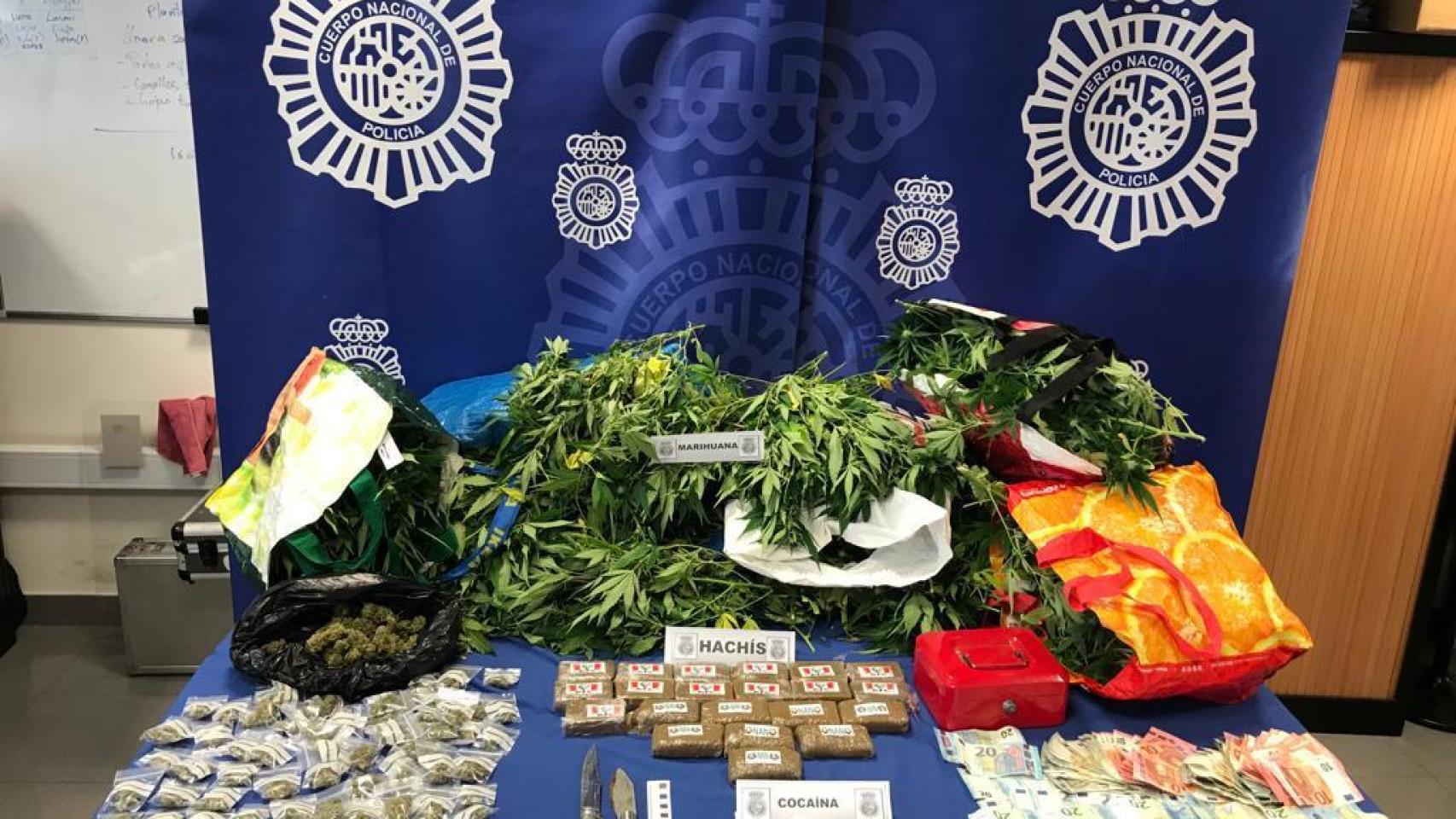 Objetos requisados por la Policía Nacional