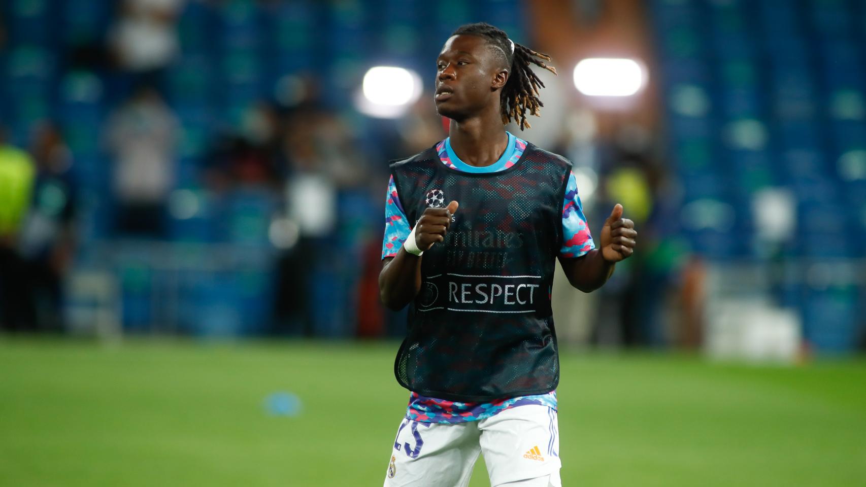 Eduardo Camavinga, en un calentamiento con el Real Madrid