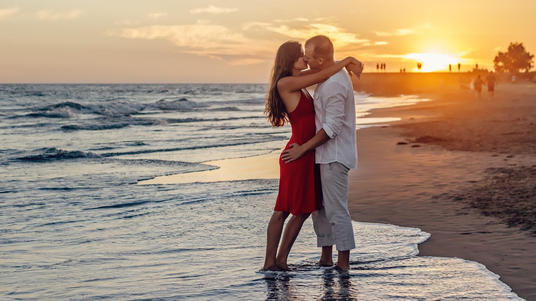 Los jóvenes creen en el amor de toda la vida como ideal, pero no que sea posible